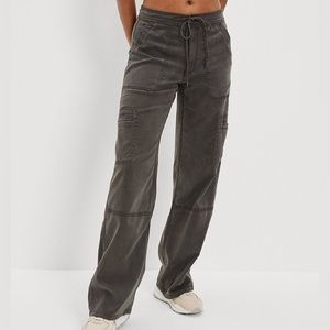 AE Dreamy Drape Stretch Super High-Waisted Baggy Wide-Leg Cargo Pant Haze